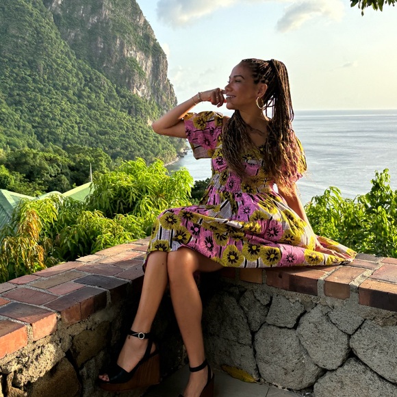 Meet your Posher, Natalie - Picture 1 of 1